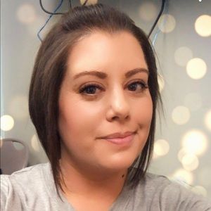 Meet your Posher, Mishell